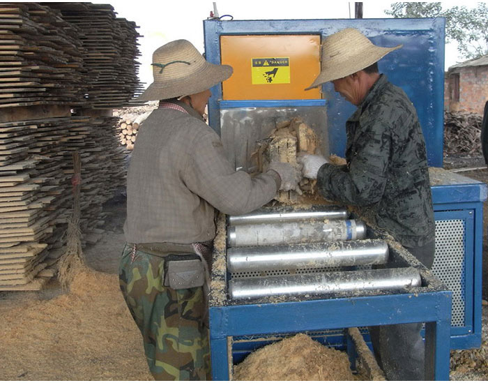 湖南省-常德市-圓木多片鋸300機型加工現場
